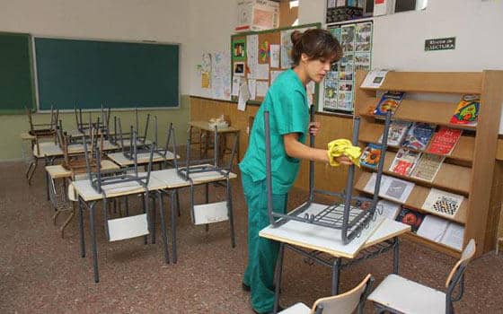 Curso de Limpieza de Colegios