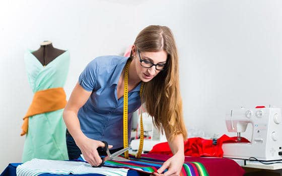 Curso online Profesional de Arreglos y Adaptaciones de Prendas de Vestir y Piel